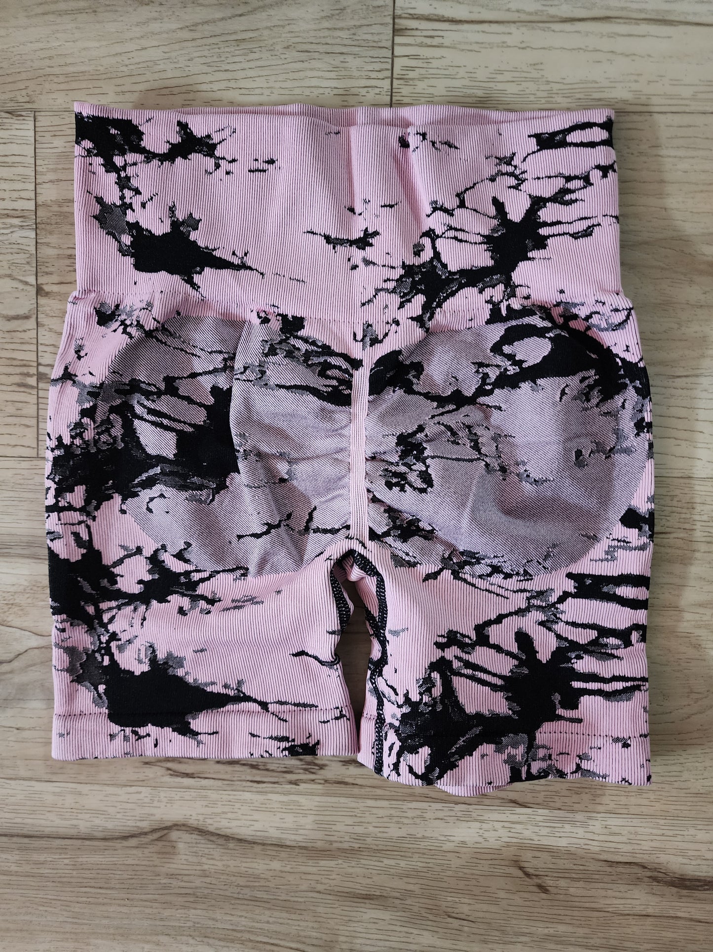 Vibe High Scrunch Shorts