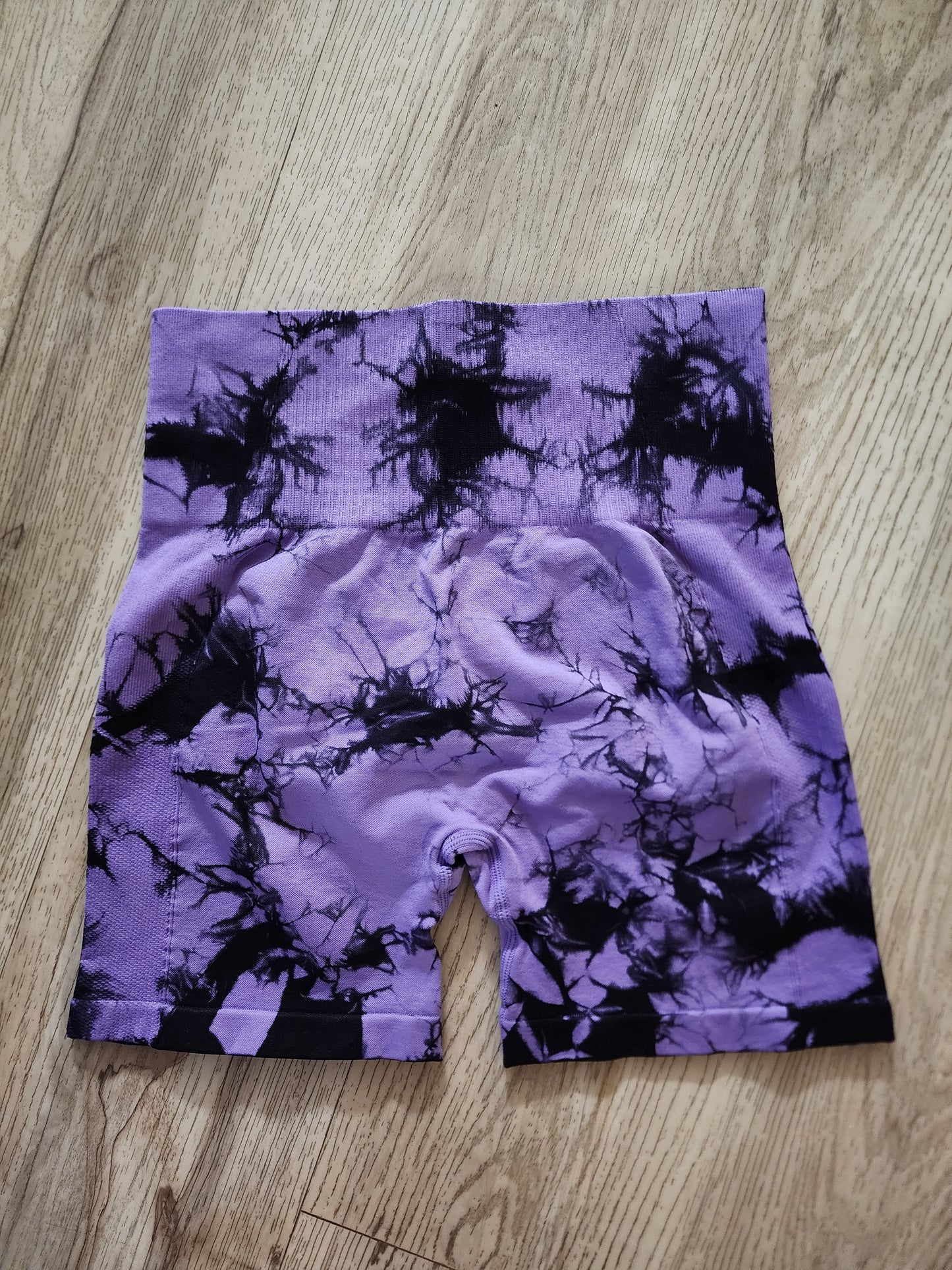 Vibe High Scrunch Shorts