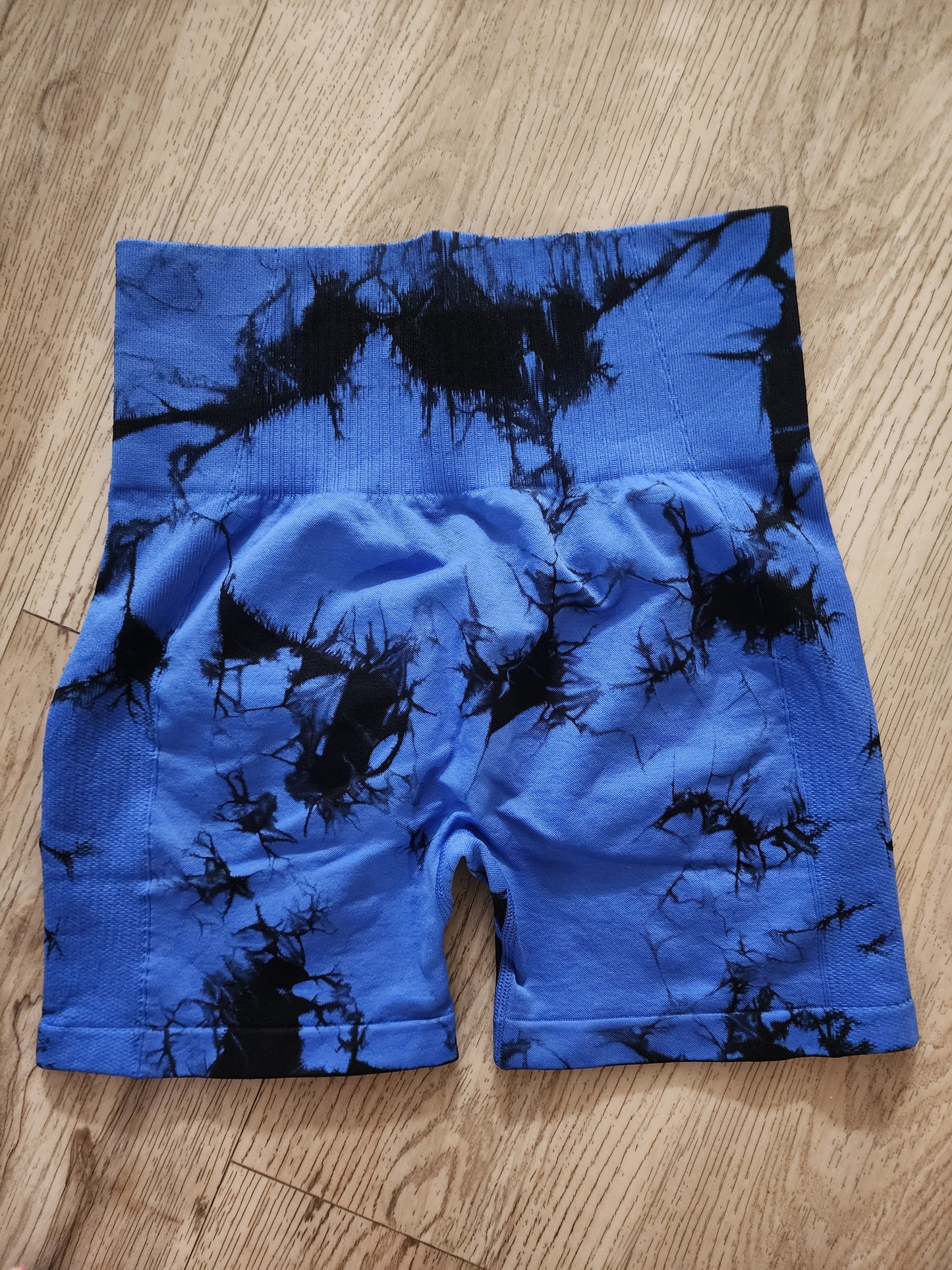 Vibe High Scrunch Shorts