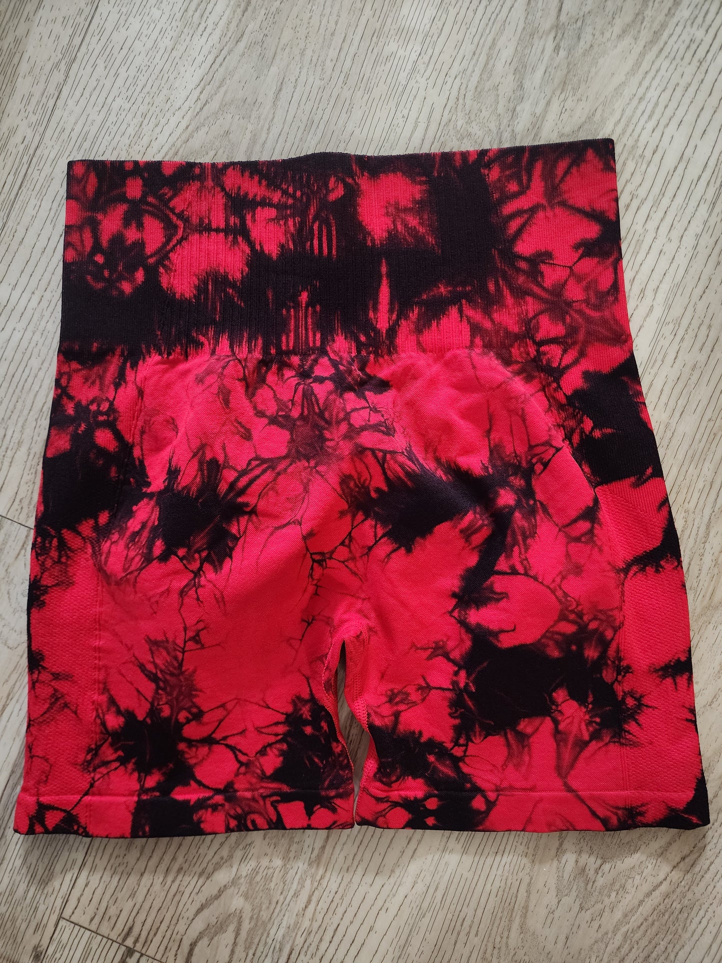 Vibe High Scrunch Shorts